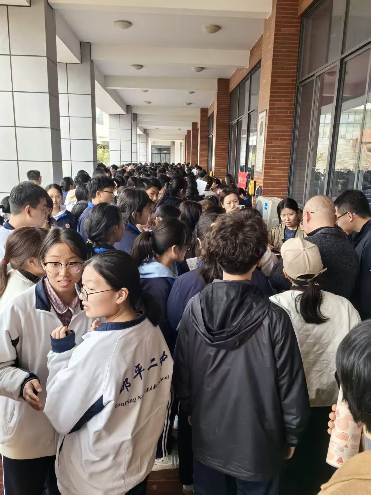 taptap点点体育